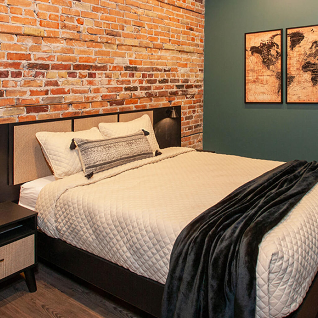 Intrepid Duluth Best Affordable Stay Square Image (1)